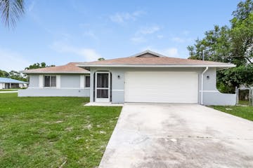 7550 Garry Rd Fort Myers, FL 33967